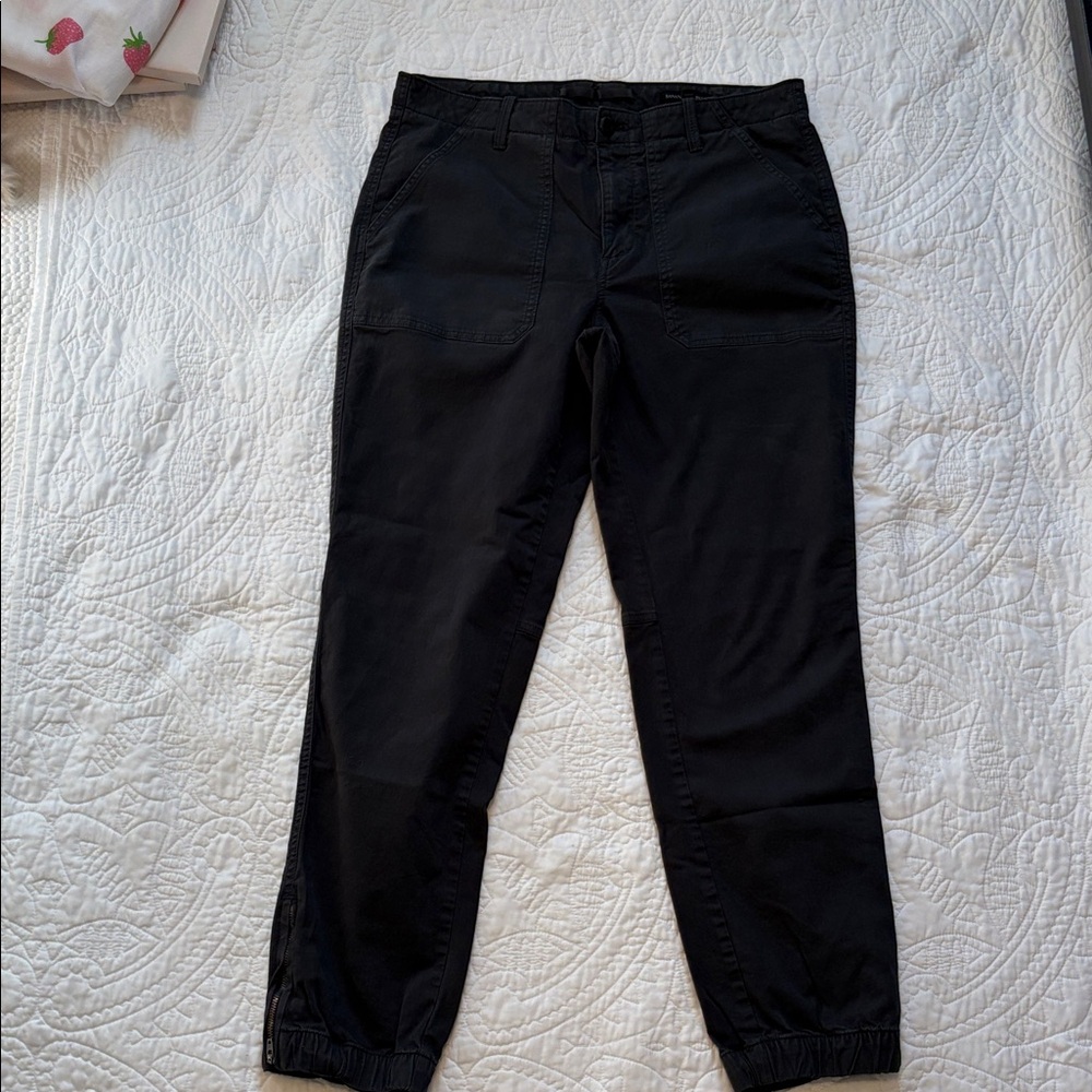 Banana Republic women’s Black Joggers